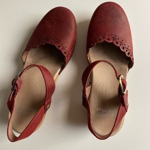 Dansko Mary Jane Clog size 39 (8.5/9)